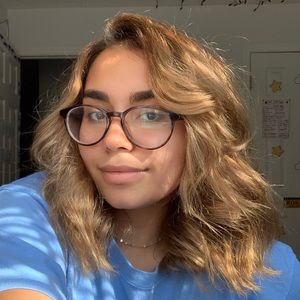 Meet your Posher, Celina